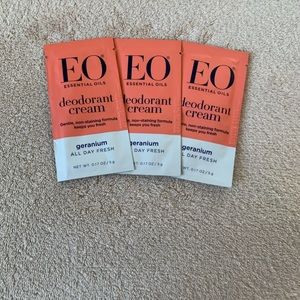 Essentials Oils Deodorant Cream